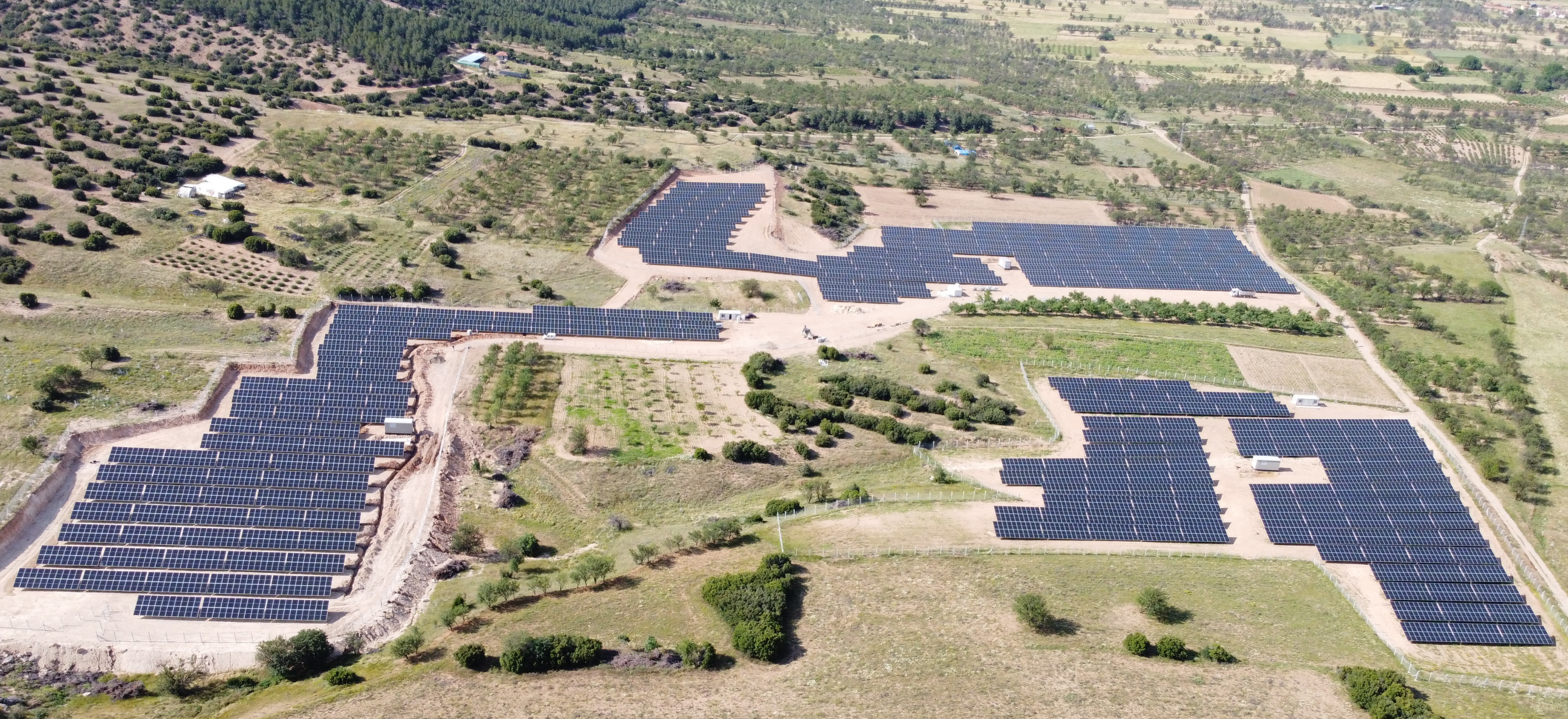 Arazi Tipi Güneş Enerji Sistemleri